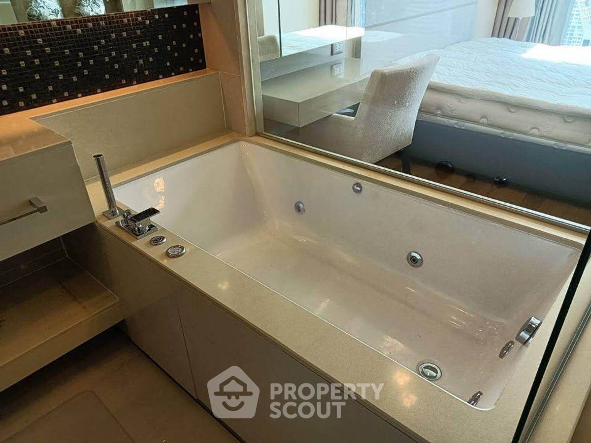 รูป คอนโด 1 ห้องนอน The Address Sathorn ชั้น 30 ใกล้ BTS เซนต์หลุยส์ 200 ม. (ID 2330216) - รูปที่ 3/8