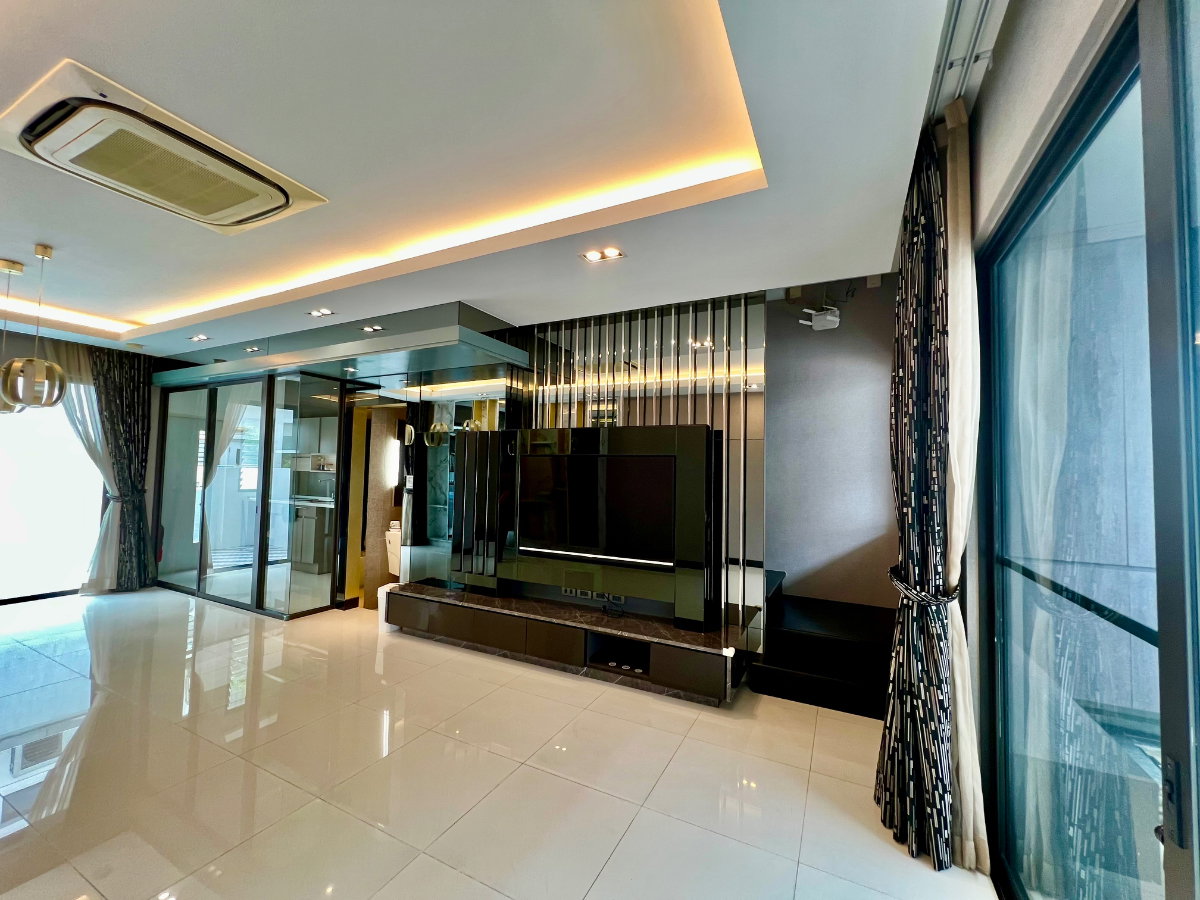 รูป ให้เช่า Townhome 3 ชั้น The Landmark Ekkamai - Ramintra ทาวน์โฮมสไตล์โมเดิร์น ทำเลดีใจกลางลาดพร้าว - สุคนธสวัสดิ์ ใกล้ทางด่วนและสิ่งอำนวยความสะดวกครบ - รูปที่ 5/22