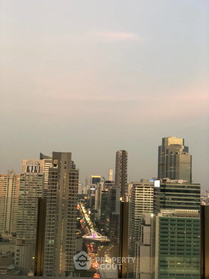 รูป คอนโด 1 ห้องนอน ชั้น 15 ขนาด 40 ตร.ม. The Diplomat Sathorn ใกล้ BTS สุรศักดิ์ 90 ม. (ID 3153421) - รูปที่ 28/28