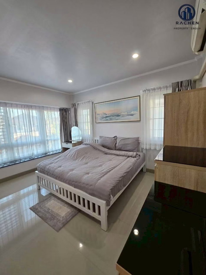 picture For rent: Corner house in a gated community, 4 bedrooms, 32,000 baht/month. - 15/25
