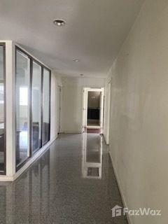 รูป คอนโดให้เช่า 4 ห้องนอน ในโครงการ ดี.เอส. ทาวเวอร์ 1 สุขุมวิท 33 1768708 - รูปที่ 15/27