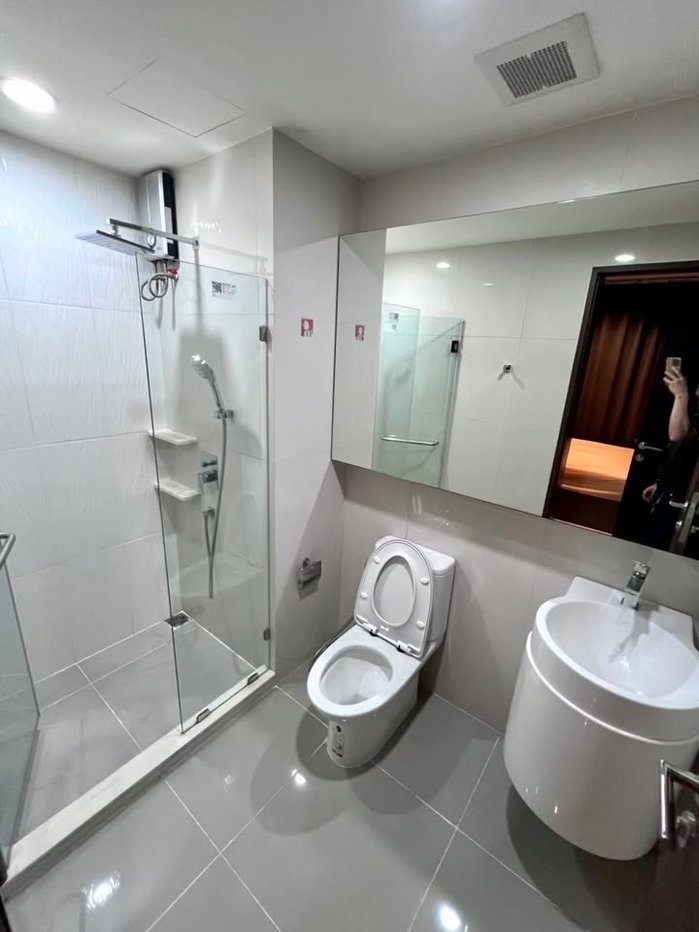 picture For Rent: Rhythm Asoke Size: 31.5 sq.m 1 Bedroom | 1 Bathroom | 12A Floor Corner Unit | On 12A Floor Ready to Move In - 6/8