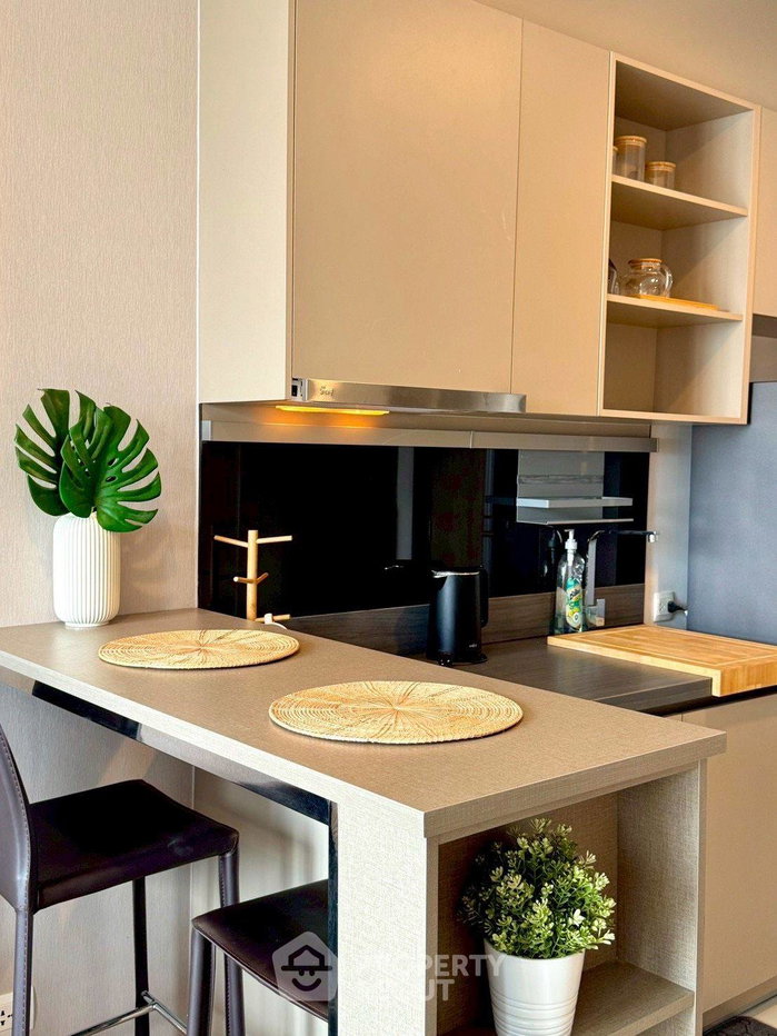 picture 1-BR Condo At Oka Haus Sukhumvit 36, 47th-Floor Near BTS Thong Lor (ID 3097193) - 4/12