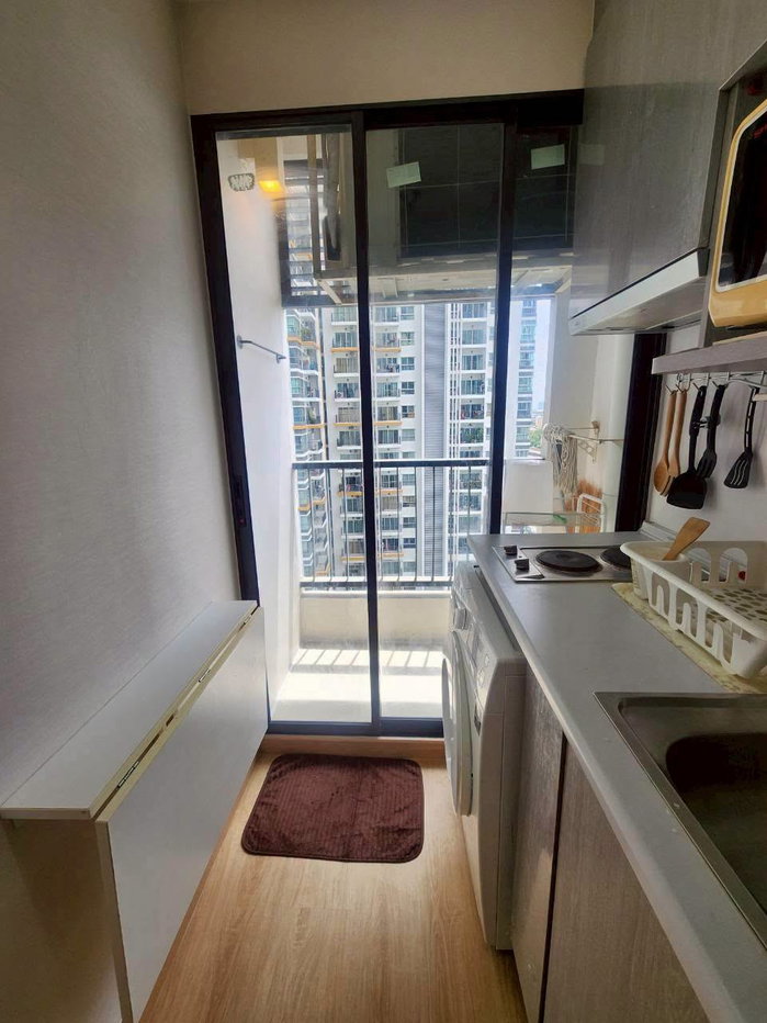 picture 🏡 IDEO Sathorn–Tha Phra for Rent  🚆 Near BTS Pho Nimit  💰 Rent: 10,000 THB/month  - 2/5