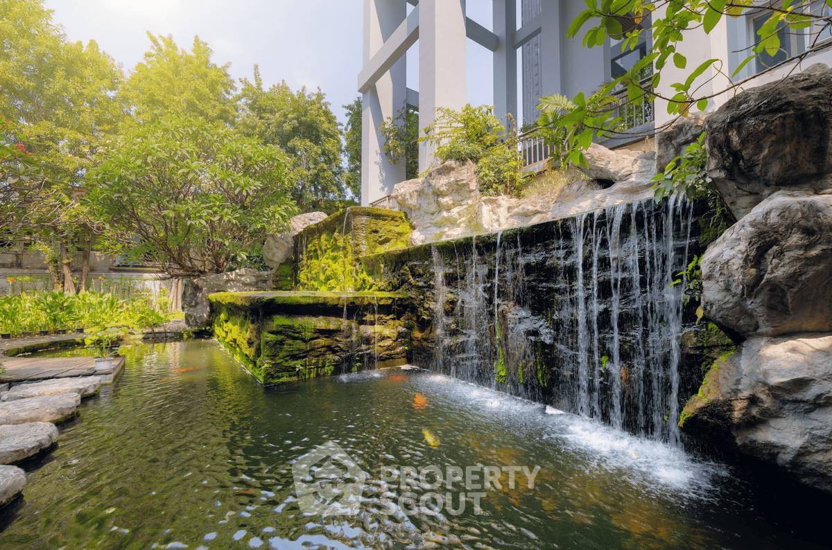 รูป คอนโด 2 ห้องนอน ให้เช่า Circle Condominium ใกล้ MRT เพชรบุรี (ID 3153500) - รูปที่ 2/7