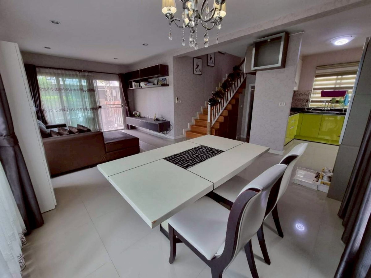 picture Passorn Prestige Pattanakarn 38 | 3 Bedrooms | 140 Sq.m. | Ready to Move In - 3/8