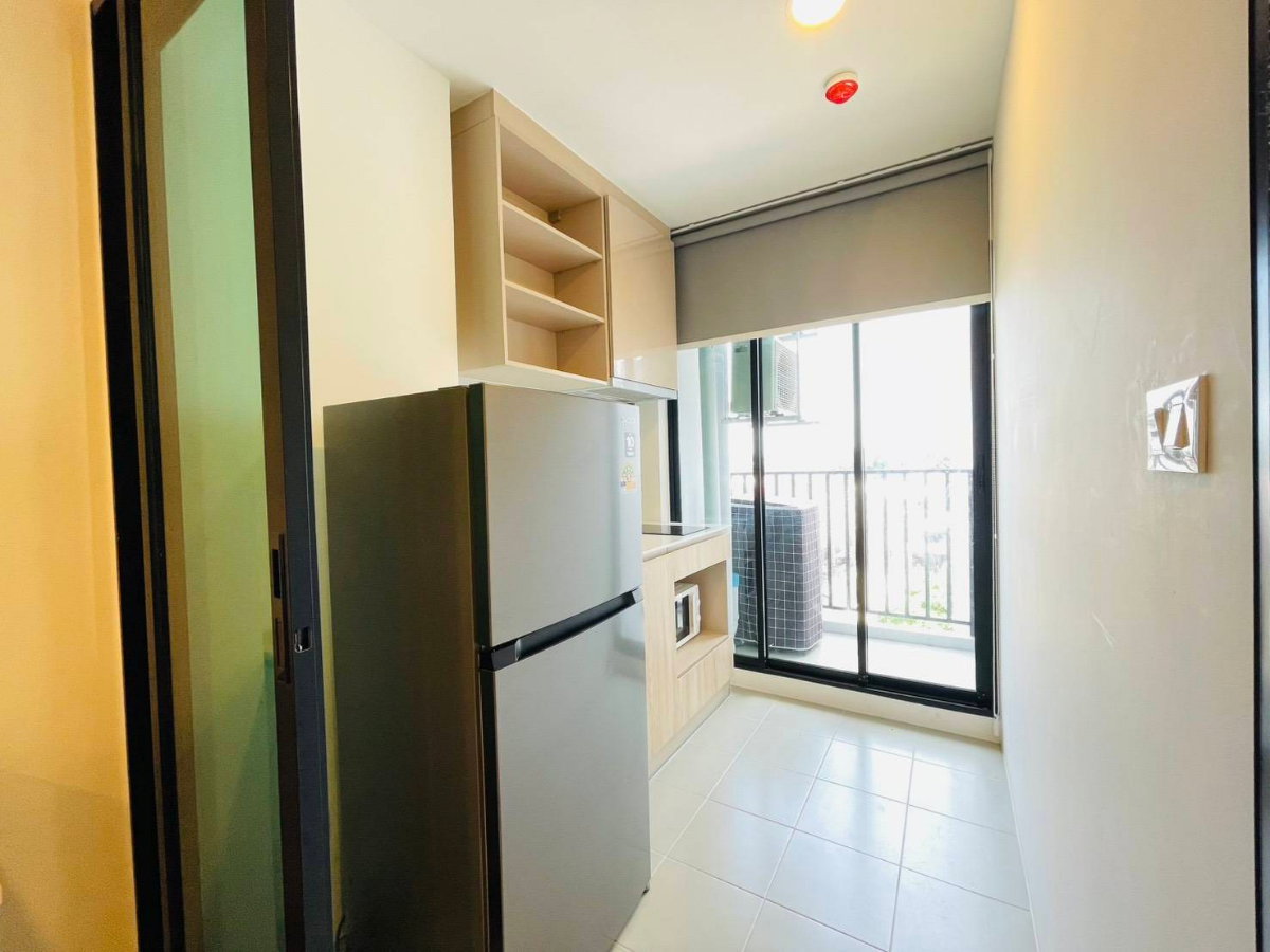picture For Rent : Chewathai Hallmark Ekkamai - Ramintra (Brand new room) - 12/34
