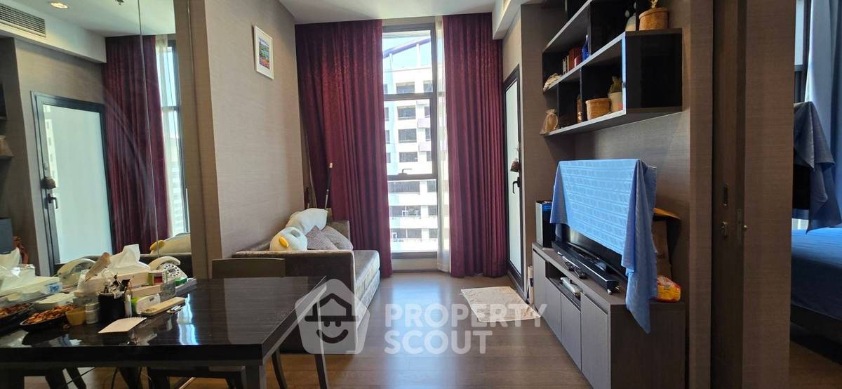 รูป คอนโด 1 ห้องนอน ชั้น 15 ขนาด 40 ตร.ม. The Diplomat Sathorn ใกล้ BTS สุรศักดิ์ 90 ม. (ID 3153421) - รูปที่ 1/28