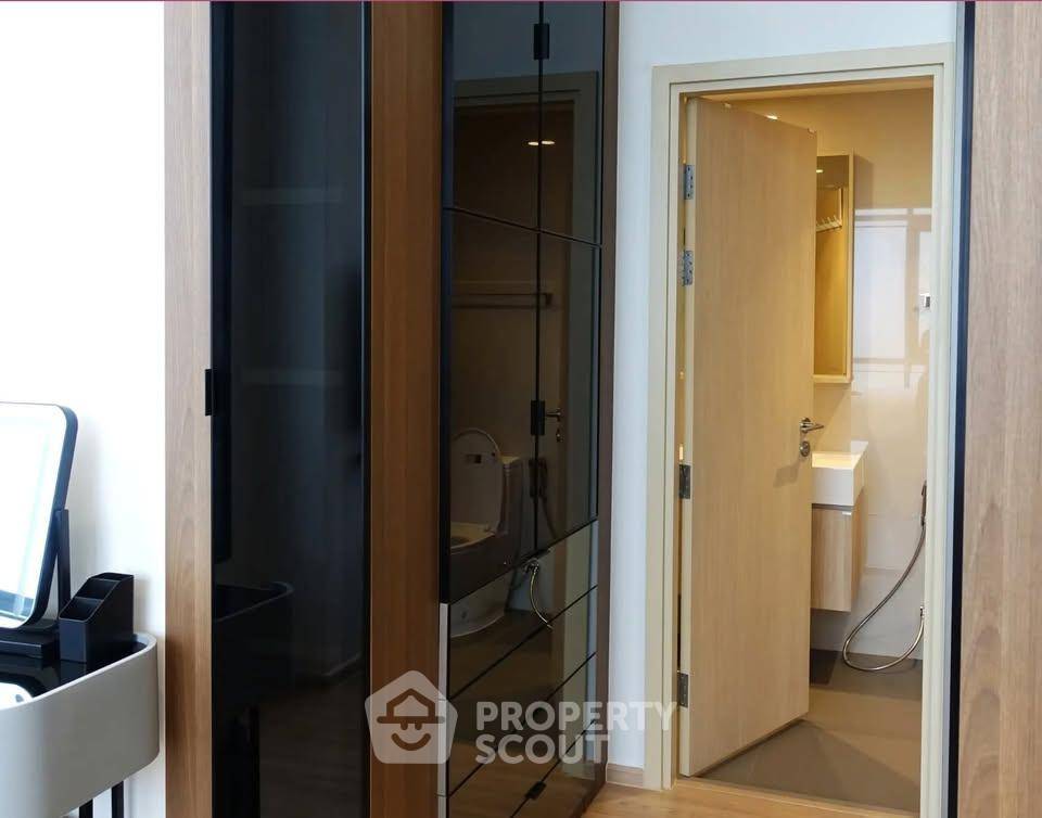picture Pet-Friendly 2-BR Condo At Maru Ekkamai 2, BTS Ekkamai (ID 3121506) - 10/20