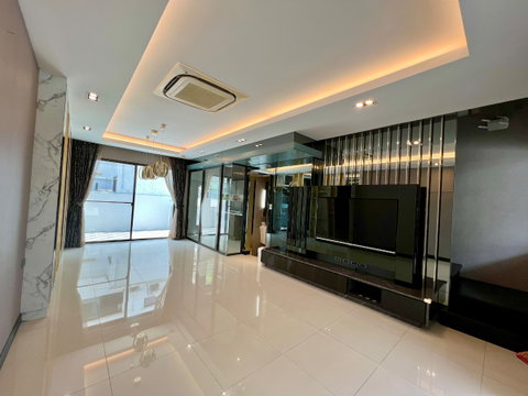 ให้เช่า Townhome 3 ชั้น The Landmark Ekkamai - Ramintra ทาวน์โฮมสไตล์โมเดิร์น ทำเลดีใจกลางลาดพร้าว - สุคนธสวัสดิ์ ใกล้ทางด่วนและสิ่งอำนวยความสะดวกครบ