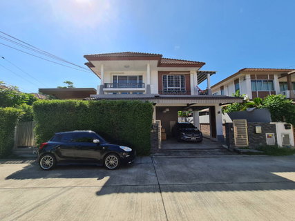 รูปภาพ House for rent with office (corner house).