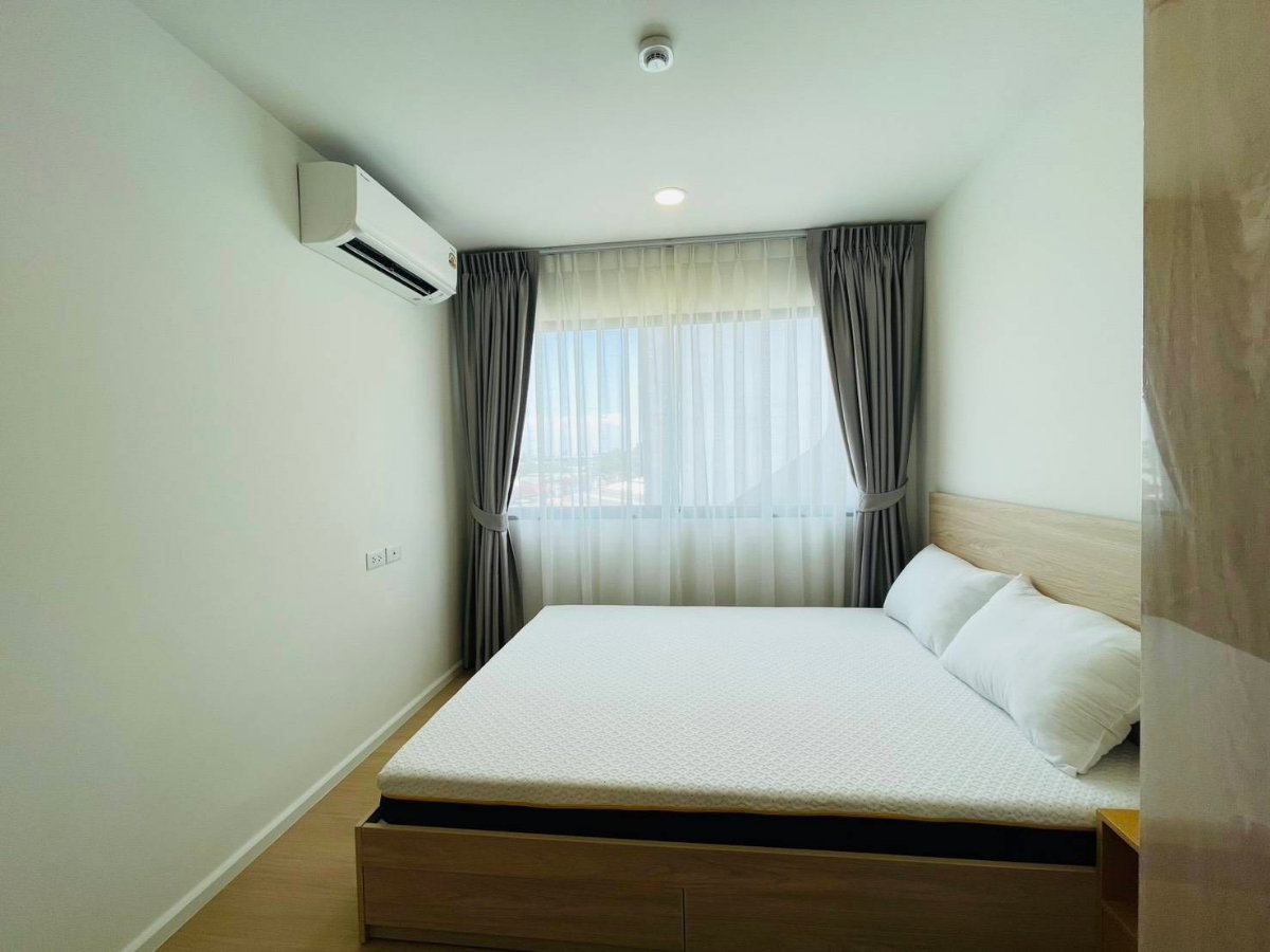 picture For Rent : Chewathai Hallmark Ekkamai - Ramintra (Brand new room) - 8/34