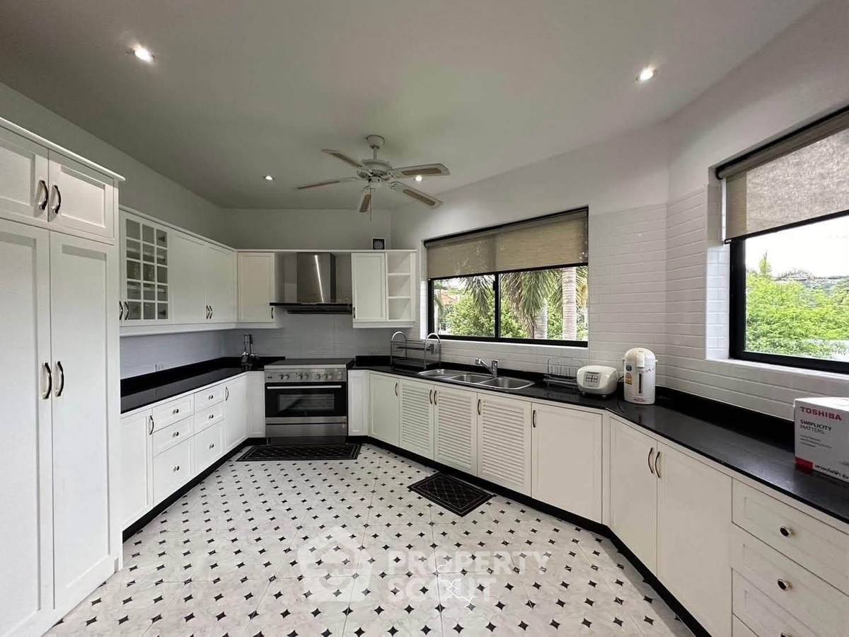 รูป บ้านเช่า 4 ห้องนอน Paradise Villa 2 พัทยา โซนพัทยาตะวันออก (ID 3153582) - รูปที่ 17/19