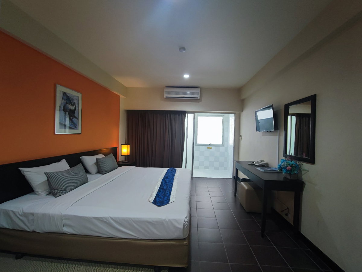 รูป 👉ให้เช่า 6,000 The Color Living Hotel (ถ.เทพารักษ์ สมุทรปราการ) 👉ใกล้ MRT ศรีเทพา (สายสีเหลือง) และ ใกล้สี่แยกเทพารักษ์ - รูปที่ 3/9