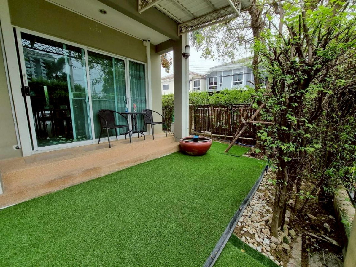picture Passorn Prestige Pattanakarn 38 | 3 Bedrooms | 140 Sq.m. | Ready to Move In - 1/8