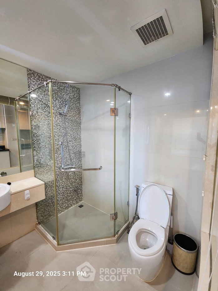 รูป คอนโด 1 ห้องนอน 45 ตร.ม. ชั้น 18 ที่ The Rajdamri ใกล้ BTS ราชดำริ 100 ม. (ID 2297964) - รูปที่ 12/13