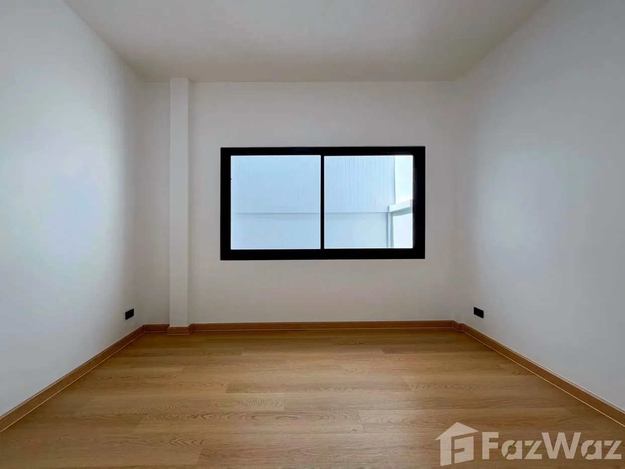 picture ✨ Newly Renovated Townhouse 6644475 - 14/15