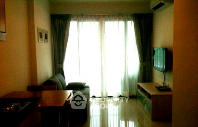 Condos for sale : 1-BR Condo Ideo Ratchada-Huaikwang, 70m to MRT Huai Khwang (ID 136475)