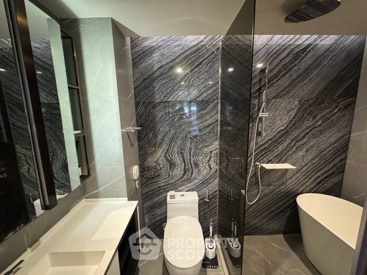 picture 2-BR Condo At The Reserve Sukhumvit 61, 7th Floor Near BTS Thong Lor (ID 637177) - 8/10