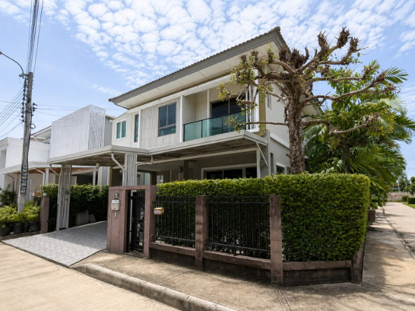 รูป ขายด่วน✨🏡เดอะแพลนท์ เอสทีค พัฒนาการ 38 | หลังมุม พิเศษ ราคาดีที่สุด 9.3 ล้าน - รูปที่ 2/13