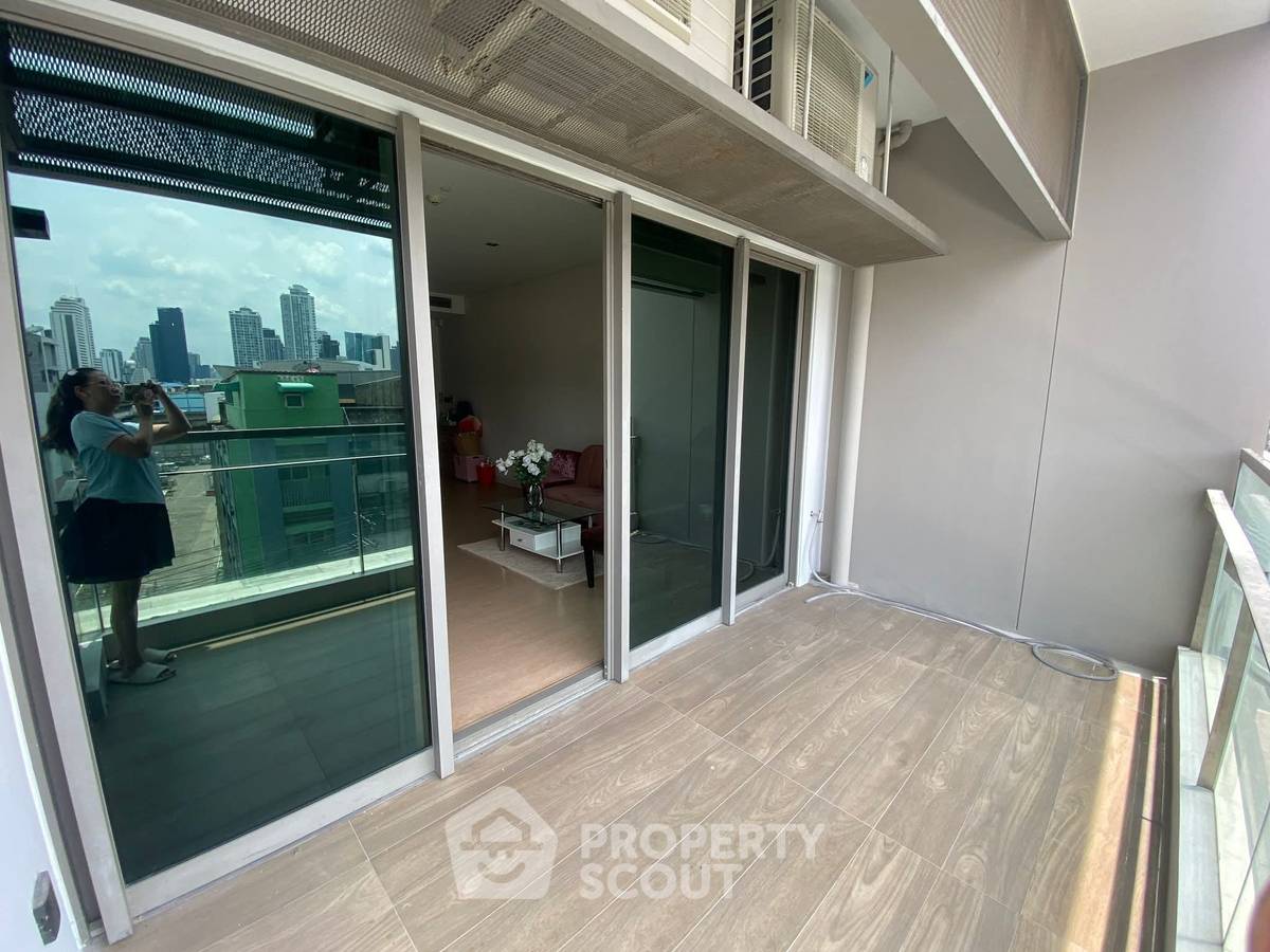 รูป คอนโด 2 ห้องนอน ให้เช่า The Room Charoenkrung 30 ใกล้ BTS สะพานตากสิน (ID 2242628) - รูปที่ 16/22