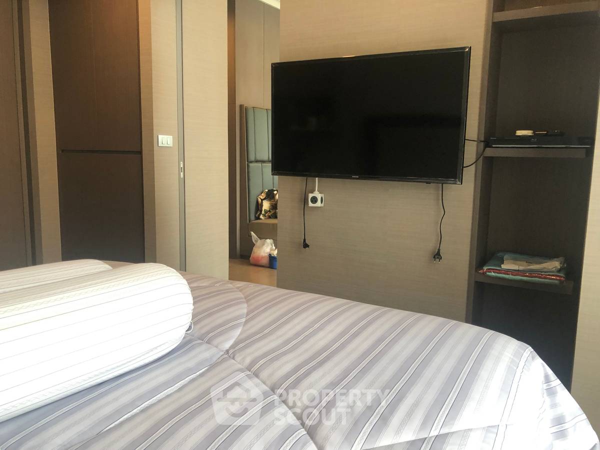 รูป คอนโด 1 ห้องนอน ชั้น 15 ขนาด 40 ตร.ม. The Diplomat Sathorn ใกล้ BTS สุรศักดิ์ 90 ม. (ID 3153421) - รูปที่ 8/28