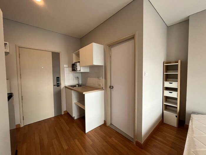รูป 💥💥FOR RENT💥💥 Lumpini Place Taopoon Interchange Stu.23 ตรม.ชั้น 15 พร้อมอยู่!! สอบถาม LINE ID: @atfirm📲 - รูปที่ 2/12