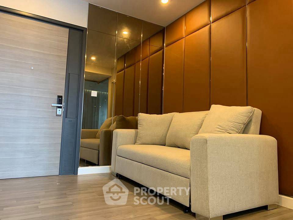รูป คอนโด 1 ห้องนอน The Room Sathorn 47 ตร.ม. ใกล้ BTS เซนต์หลุยส์ 300 ม. (ID 3146065) - รูปที่ 2/8