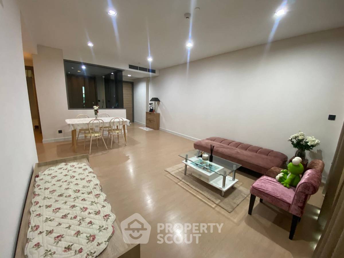 รูป คอนโด 2 ห้องนอน ให้เช่า The Room Charoenkrung 30 ใกล้ BTS สะพานตากสิน (ID 2242628) - รูปที่ 3/22