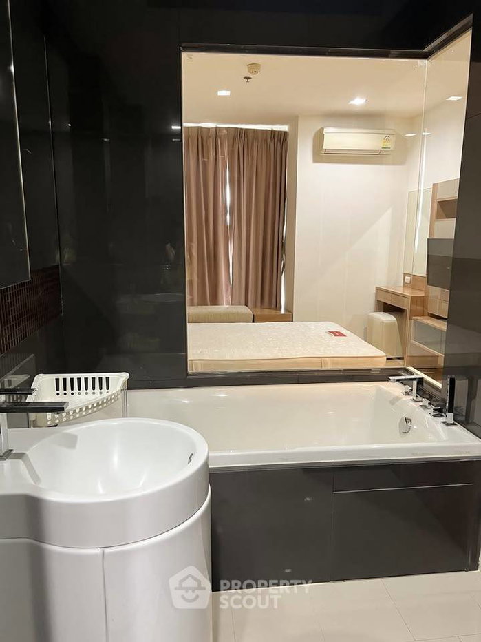 picture 1-BR Condo At Rhythm Sukhumvit 50, 200m To BTS On Nut (ID 3150443) - 10/15