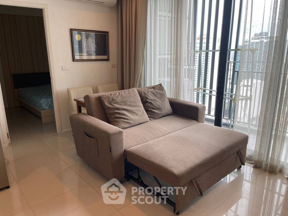 picture Well-Priced 1-BR 48 Sqm, Quinn Condo Ratchada 17 Near MRT Sutthisan (ID 3152236) - 3/13