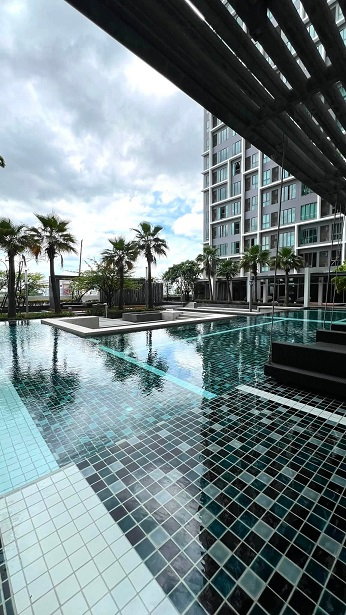 picture **For Rent: Ideo Mobi Charan Interchange - 45 sqm Corner Room on 18th Floor - 22,000 THB** - 8/8