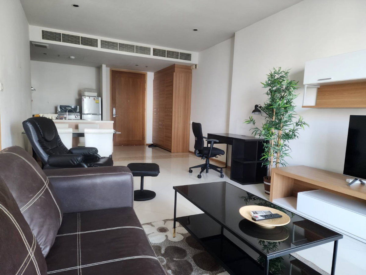 picture 🚨 SATHORN CBD BARGAIN: THE EMPIRE PLACE – ONLY 8.9MB - 2/10