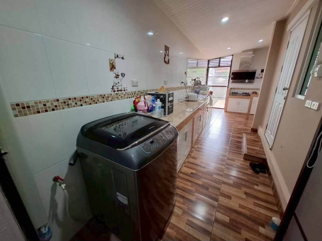 picture Passorn Prestige Pattanakarn 38 | 3 Bedrooms | 210 Sq.m. | Solar Cell House - 12/12