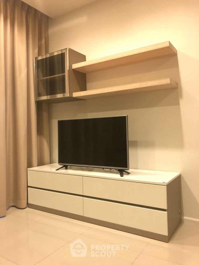 picture Well-Priced 1-BR 48 Sqm, Quinn Condo Ratchada 17 Near MRT Sutthisan (ID 3152236) - 8/13