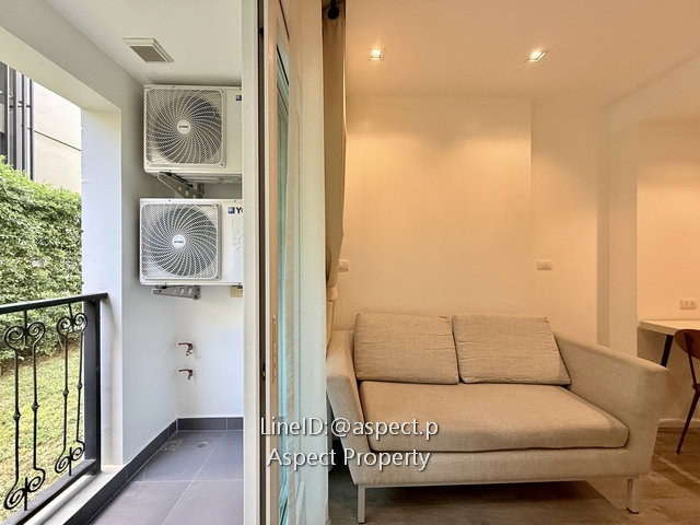 picture chambery condo   1 bed 8500 bath  - 4/9