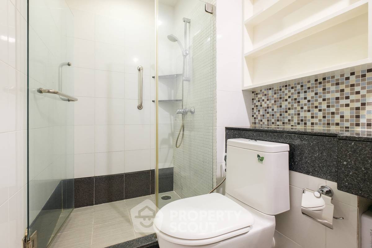 picture 1-BR 35 Sqm Condo At Diamond Sukhumvit, 300m To BTS On Nut (ID 594170) - 2/22