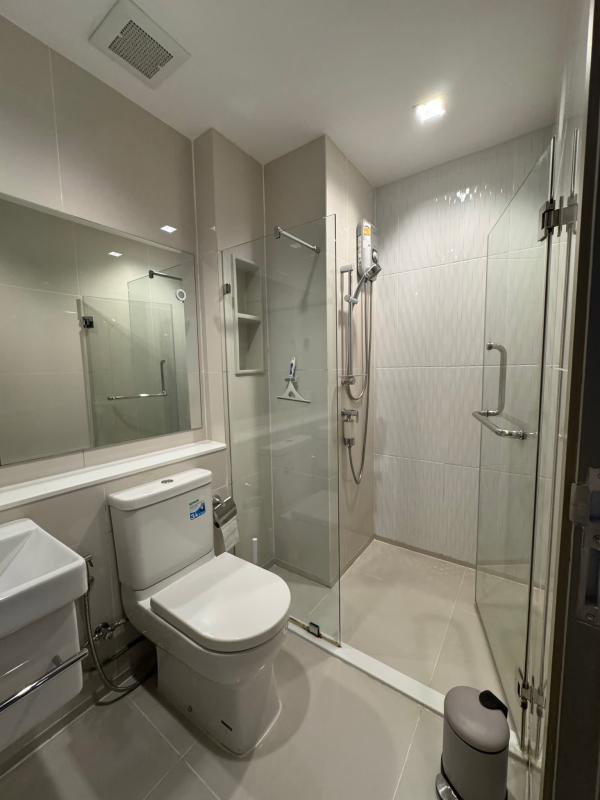picture Life  Asoke Rama 9  for rent  1 bedroom - 4/11