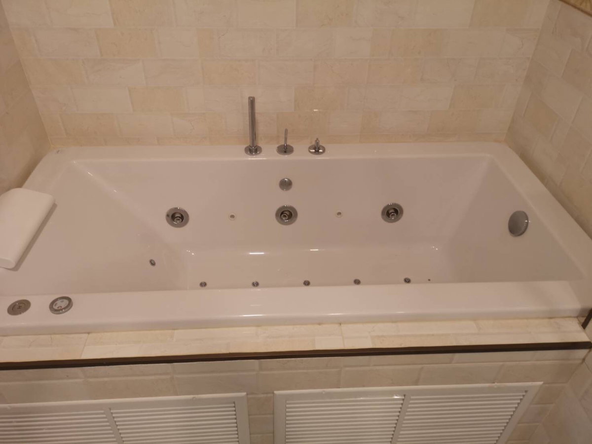 picture ðĒ Condo for Sale : The River Property Code | LNP-C14279 - 9/18