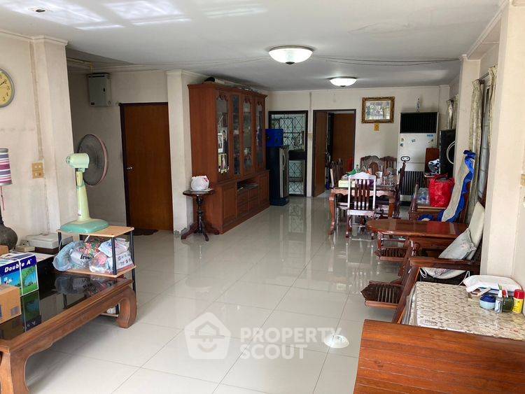 รูป บ้านเดี่ยว 5 ห้องนอน สำหรับขาย ย่าน จันเกษม จตุจักร อนุญาตสัตว์เลี้ยง (ID 3152719) - รูปที่ 8/15