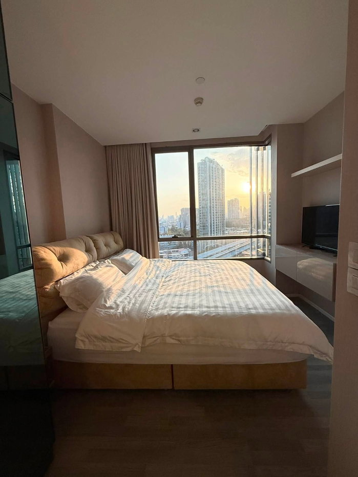 รูป 📣 ปล่อยเช่าคอนโด The Room Sukhumvit 69ขนาด: 36 ตร.ม. 1 ห้องนอน 🛏️ 1 ห้องน้ำ 🛁 ชั้นที่ 15 วิวเมือง 🛋️ เฟอร์นิเจอร์และเครื่องใช้ไฟฟ้าครบครัน! - รูปที่ 2/8