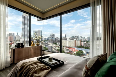 Condos for sale :  Combined Show Unit, More Space, More Exclusive Value