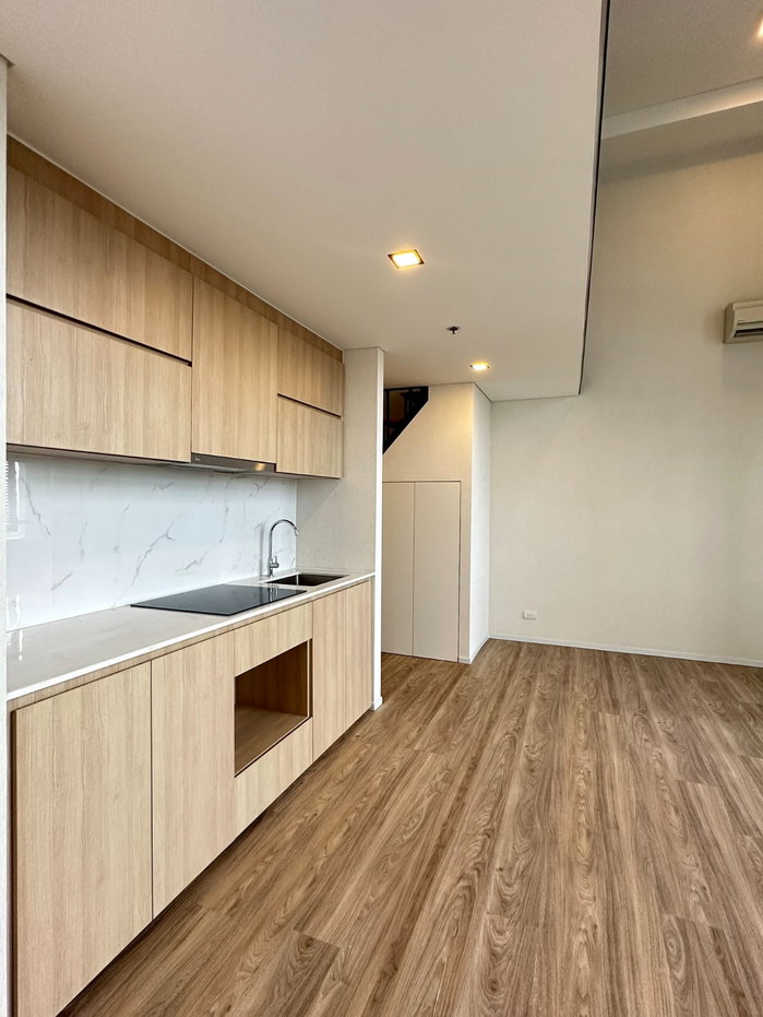 รูป 🔥ขาย คอนโดหรู Duplex Ramada Plaza Residence Sukhumvit 48 ชั้น 29 วิวโค้งแม่น้ำบางกระเจ้า 2 ห้องนอน 79 ตร.ม. ✅ ห่างจาก BTS อ่อนนุช เพียง 300 เมตร - รูปที่ 7/15