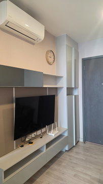Stylish 35th-Floor Condo for Rent | Next to Tao Poon MRT