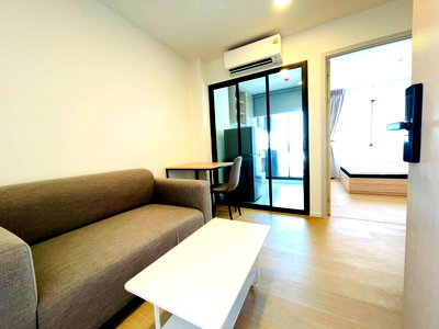 Condos for rent : For Rent : Chewathai Hallmark Ekkamai - Ramintra (Brand new room)