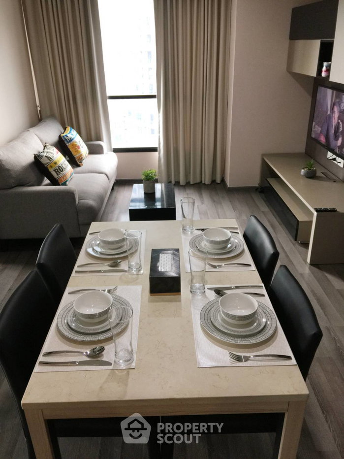 picture 2-BR Condo On 15th Floor, 50 Sqm, The Base Park East Sukhumvit 77 Near BTS On Nut (ID 591994) - 4/10