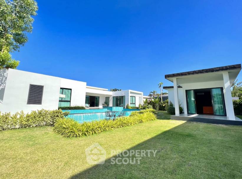 รูป บ้านเดี่ยว 4 ห้องนอน ขายได้ พร้อมเลี้ยงสัตว์ Palm Lakeside Villas ใกล้ทะเลสาบมาบประชัน (ID 3152252) - รูปที่ 2/14
