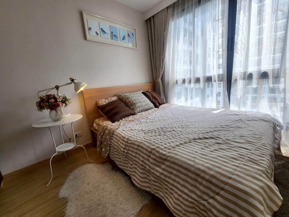 picture 🏡 IDEO Sathorn–Tha Phra for Rent  🚆 Near BTS Pho Nimit  💰 Rent: 10,000 THB/month  - 1/5