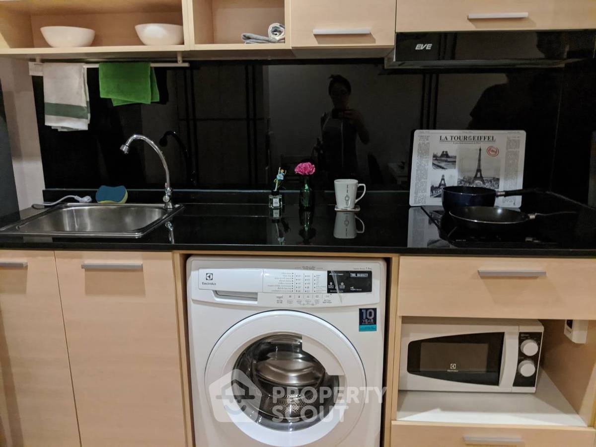 picture 1-BR Condo 39 Sqm At Noble Remix, 100m to BTS Thong Lor (ID 575329) - 8/10