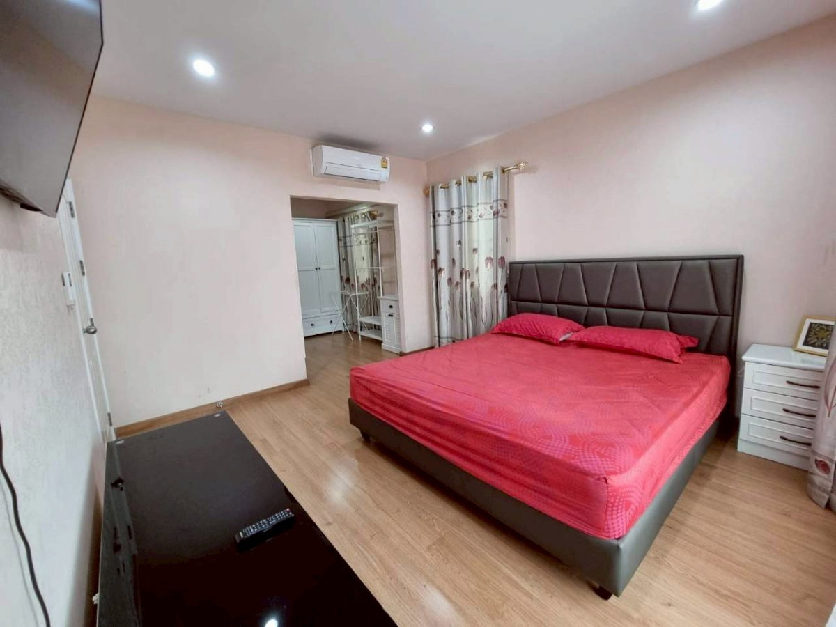 picture Passorn Prestige Pattanakarn 38 | 3 Bedrooms | 140 Sq.m. | Ready to Move In - 4/8